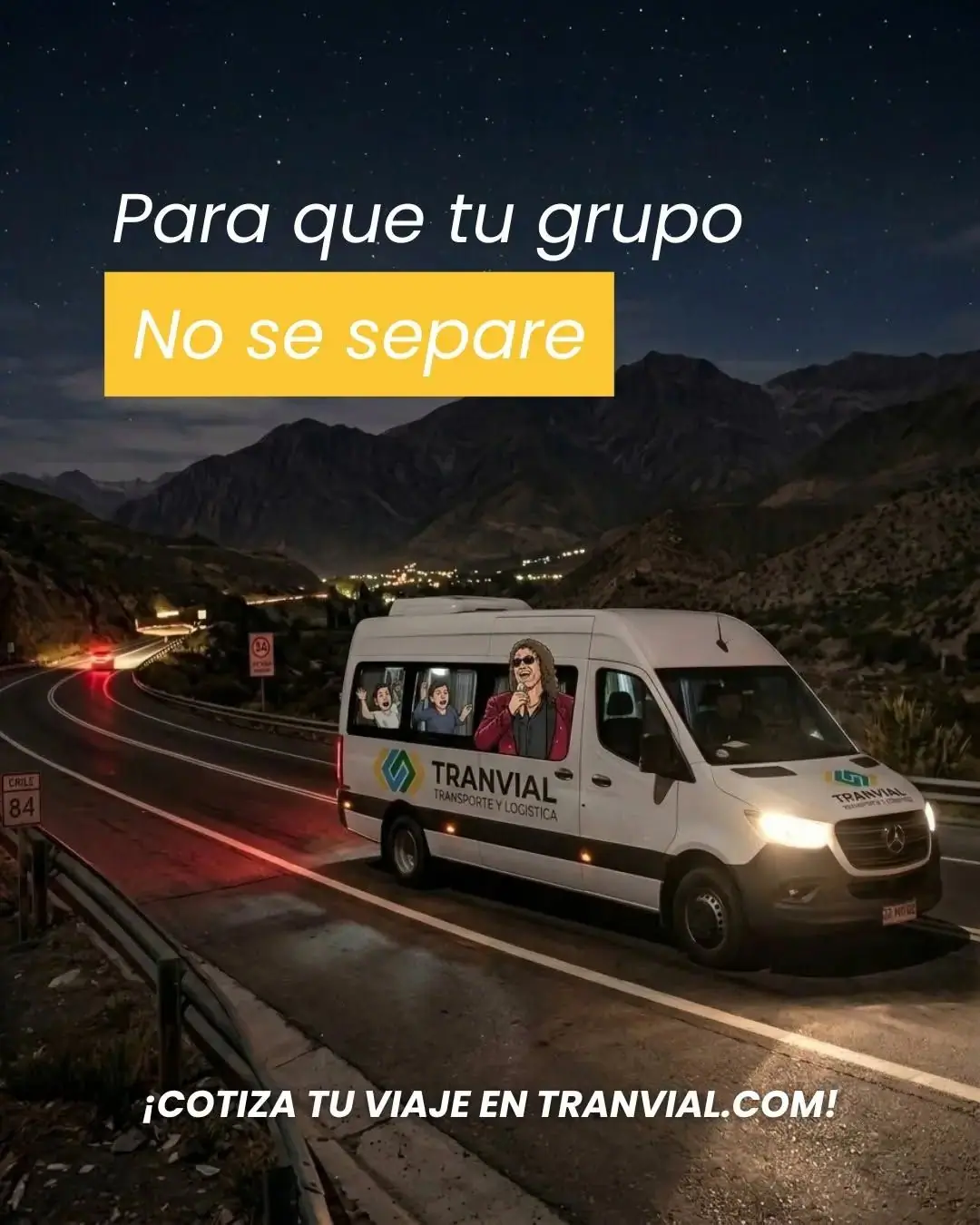 Gráfica de Tranvial en Instagram con una imagen generada por IA de una van con la marca Tranvial en un camino de montaña de noche y pasajeros ilustrados. Texto: «Para que tu grupo no se separe. ¡Cotiza tu viaje en tranvial.com!».